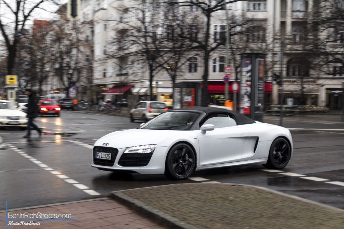 Audi R8 V10 Spyder (2013) spotted in Berlin — BerlinRichStreets